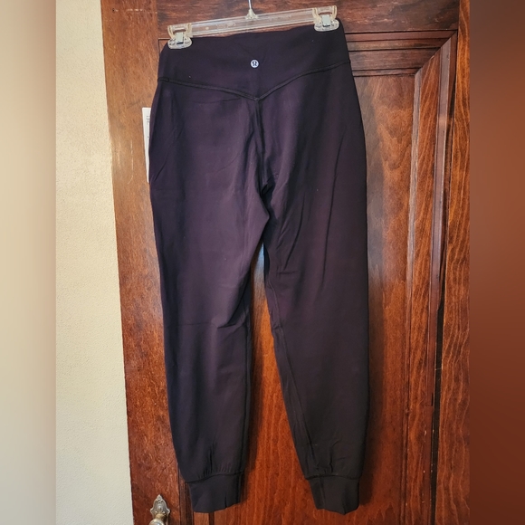 NWT Lululemon Align HR Jogger - Picture 6 of 8